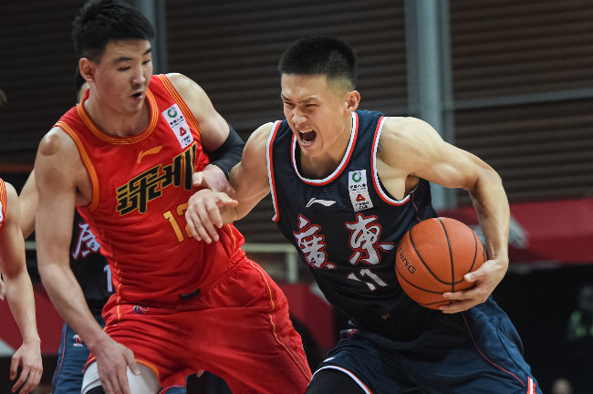 包含赛前广东宏远豪取连胜：亚冠节点到来，底气十足，轮换策略成焦点的词条爱游戏体育