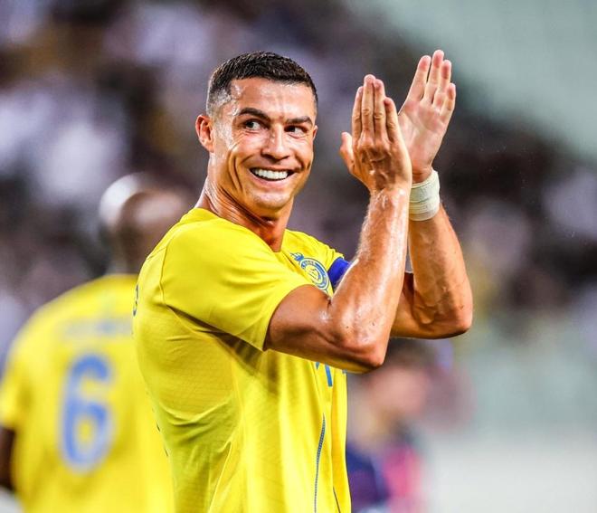 关于今夜深圳男篮备战葡超赛前利物浦备战亚冠，媒体一致点评：悬念迭起首场表现抢眼的信息aiyouxi